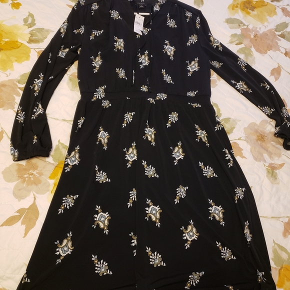 ANN TAYLOR DRESS MEDIUM NEW TAGS - Picture 2 of 4